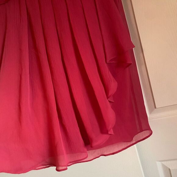 David’s Bridal 10 style F14847 bright pink crinkle chiffon midi dress - Picture 2 of 7